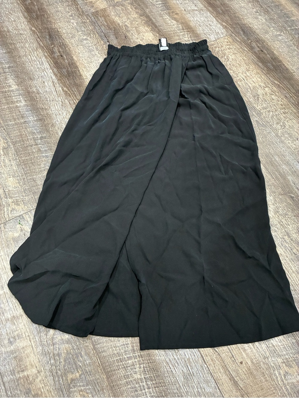 Black Women's silk skirt